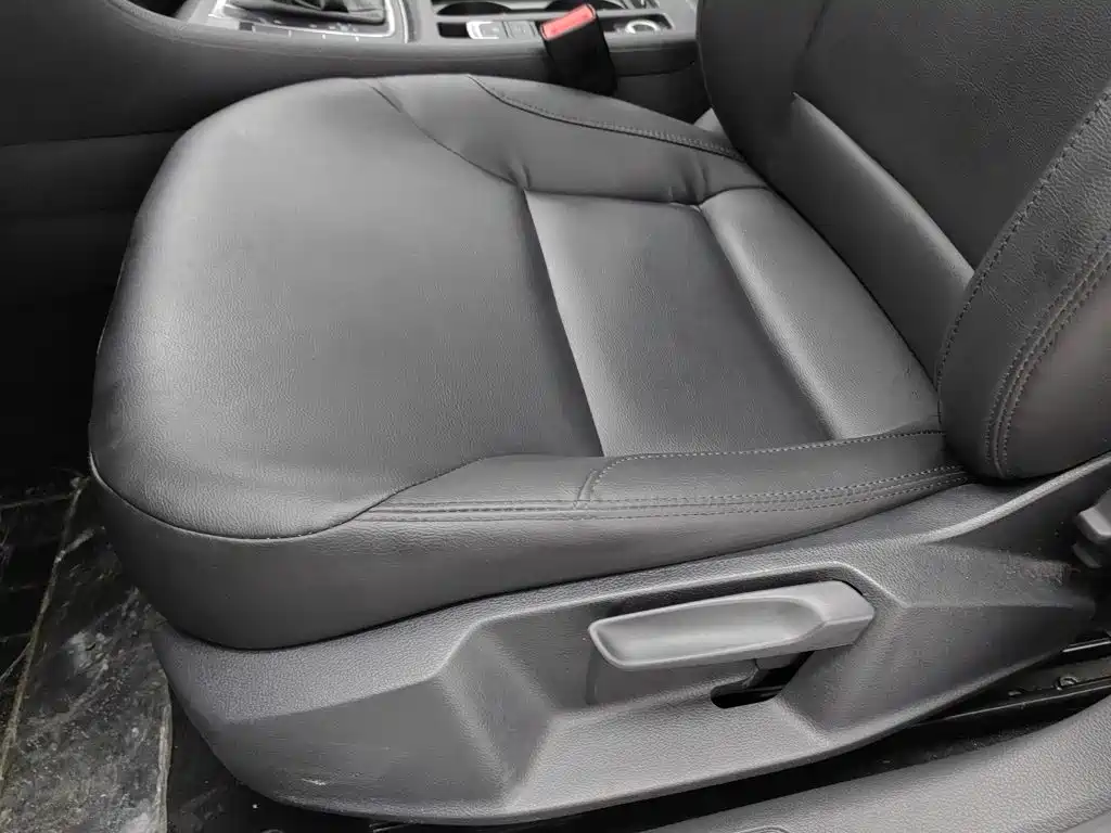 Volkswagen Golf — миниатюра 20