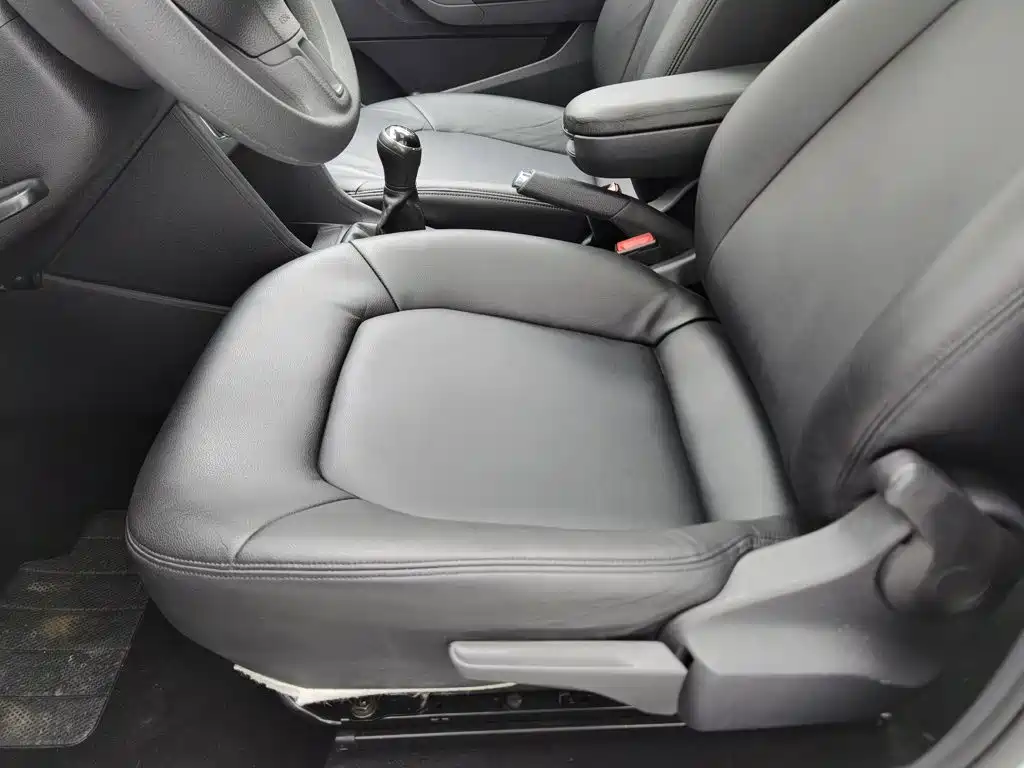 Volkswagen Jetta — миниатюра 20
