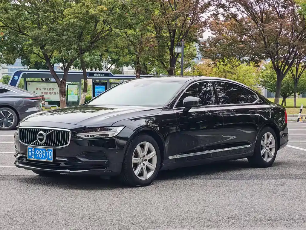 Volvo S90 — миниатюра 3