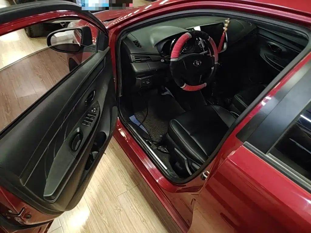 Toyota Yaris L — миниатюра 16