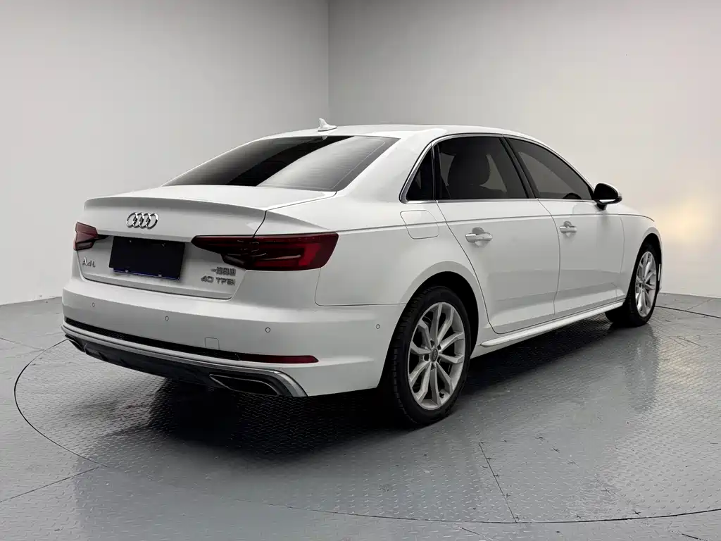 Audi A4L — миниатюра 9