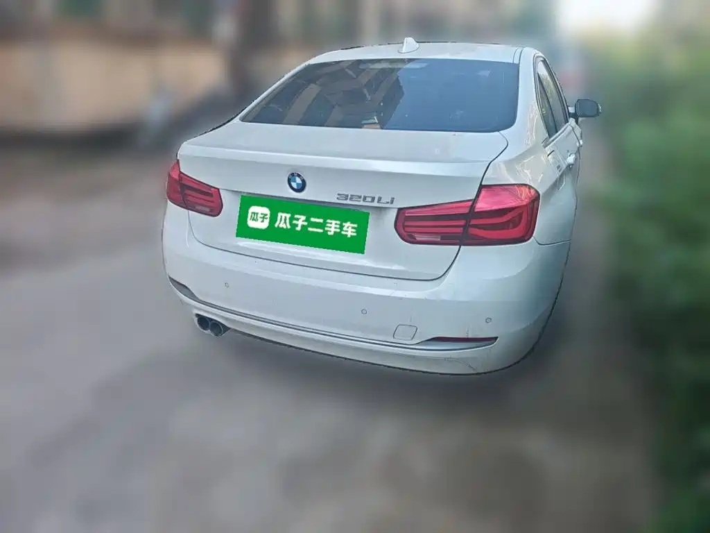 BMW 3 Series — миниатюра 6
