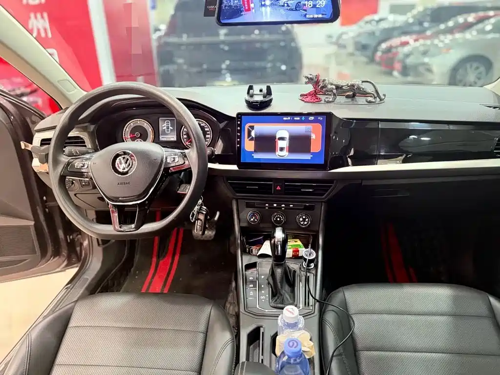 Volkswagen Lavida — миниатюра 8