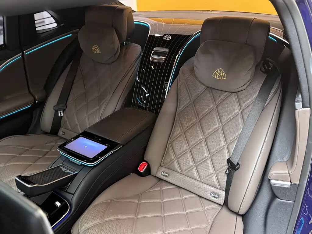 Mercedes-Benz S-Class — миниатюра 11