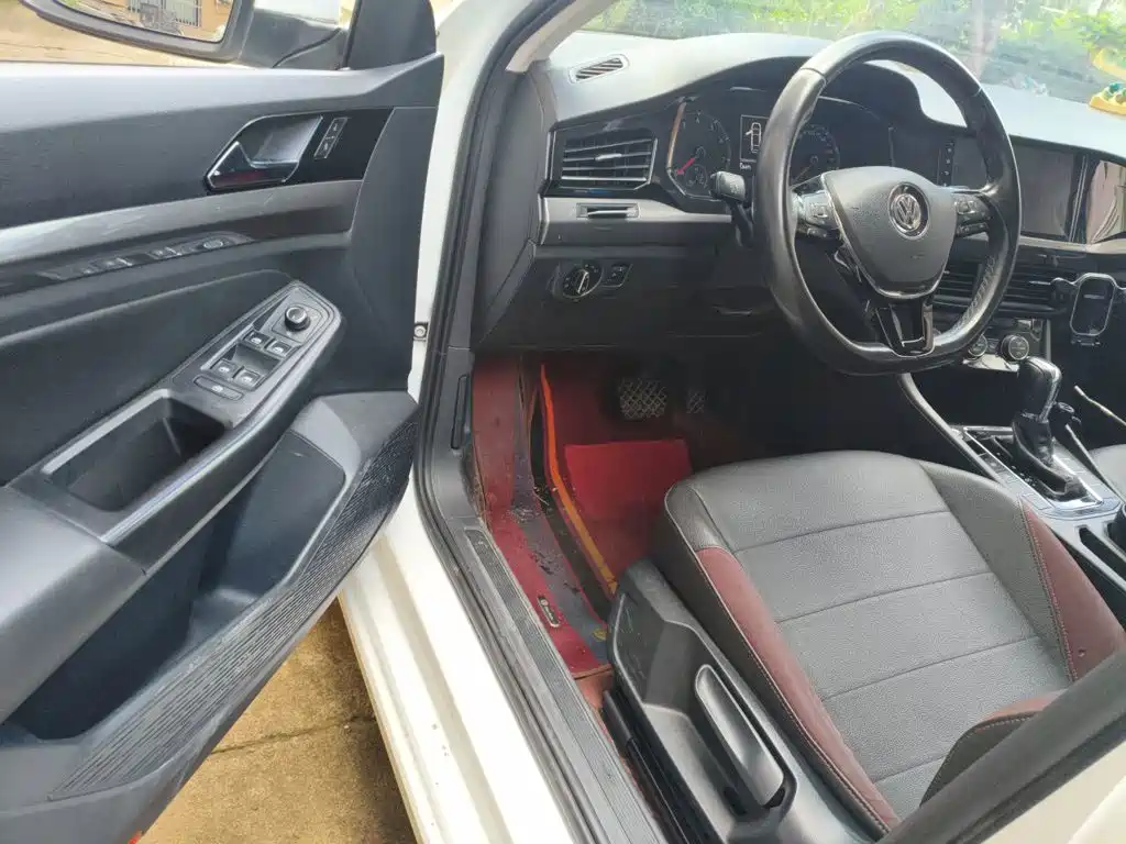 Volkswagen Bora — миниатюра 12