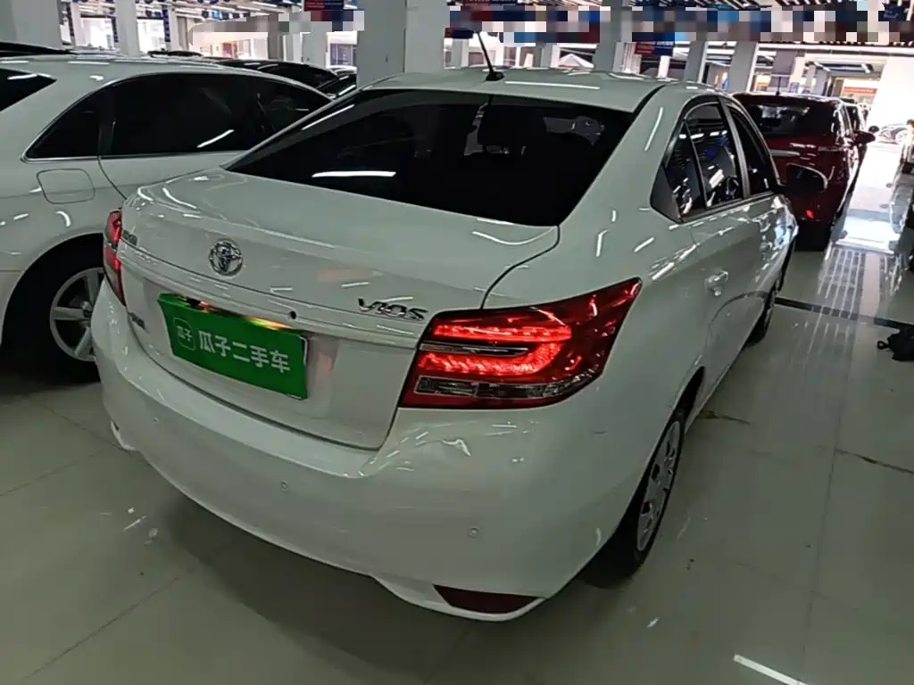 Toyota Vios — миниатюра 7