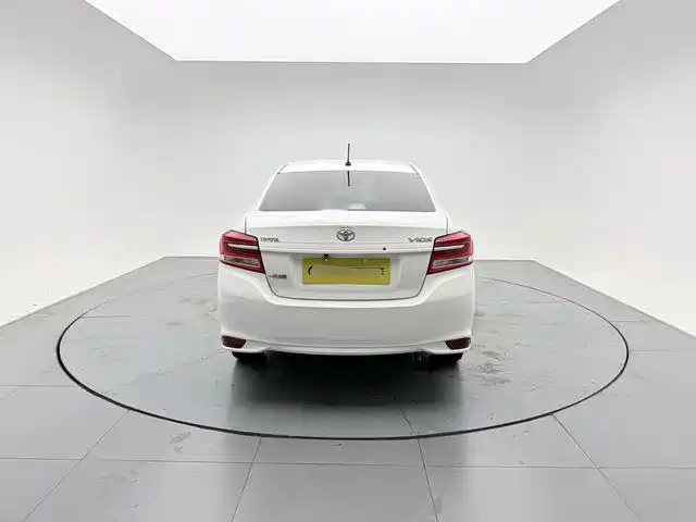 Toyota Vios — миниатюра 5