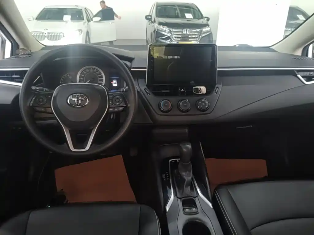 Toyota Corolla — миниатюра 10