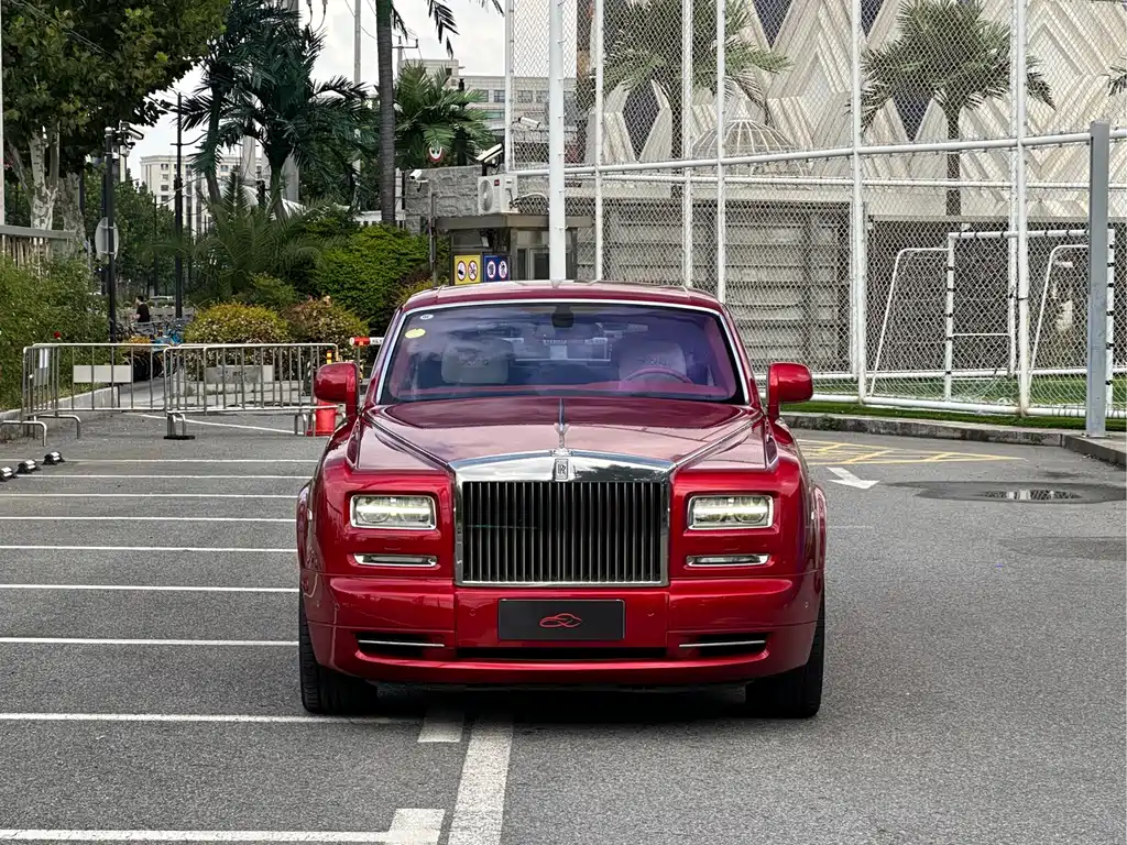 Rolls-Royce Phantom — миниатюра 2