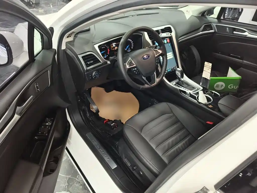 Ford Mondeo — миниатюра 16