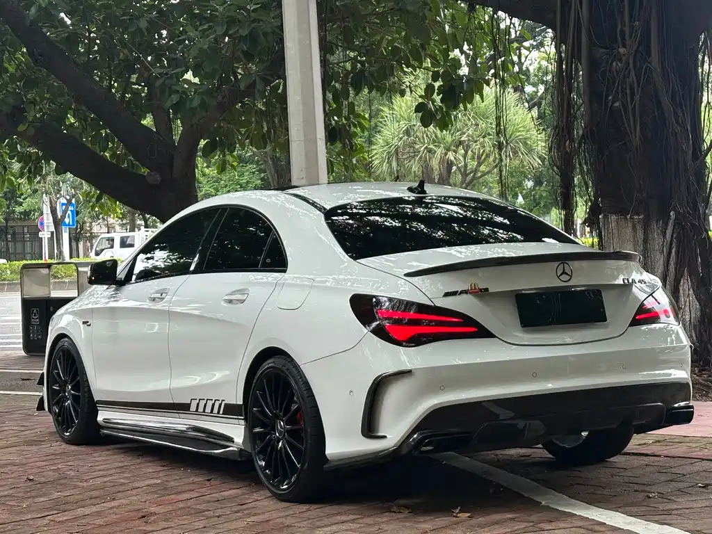 Mercedes-Benz GLA AMG — миниатюра 4
