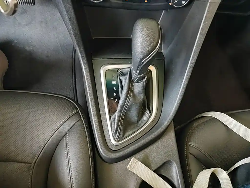 Buick Excelle — миниатюра 14