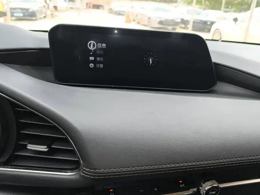 Mazda 3 Axela — миниатюра 13