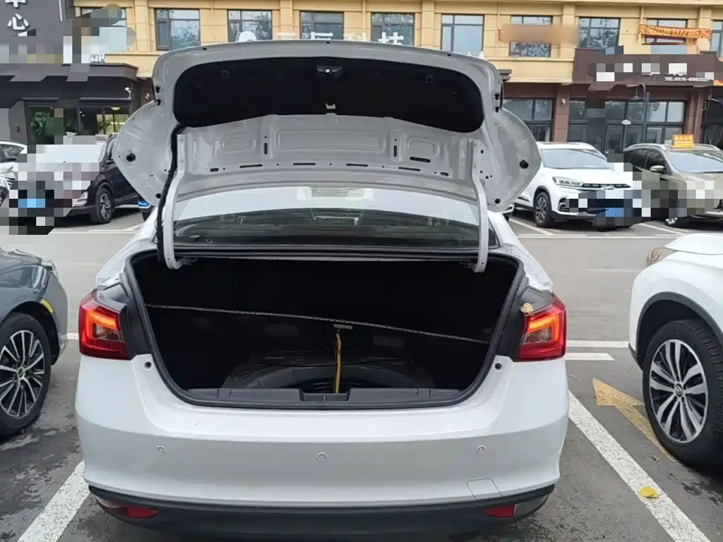 Chery Arrizo 5 — миниатюра 19