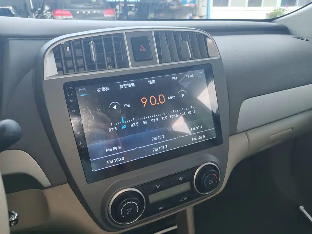 Nissan Sylphy — миниатюра 13