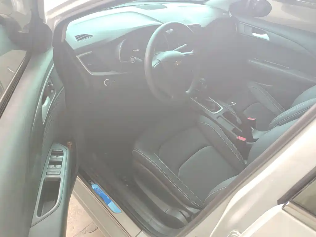 Chevrolet Cavalier — миниатюра 16