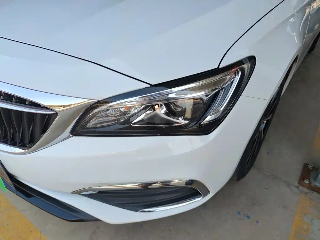 Buick Verano — миниатюра 24