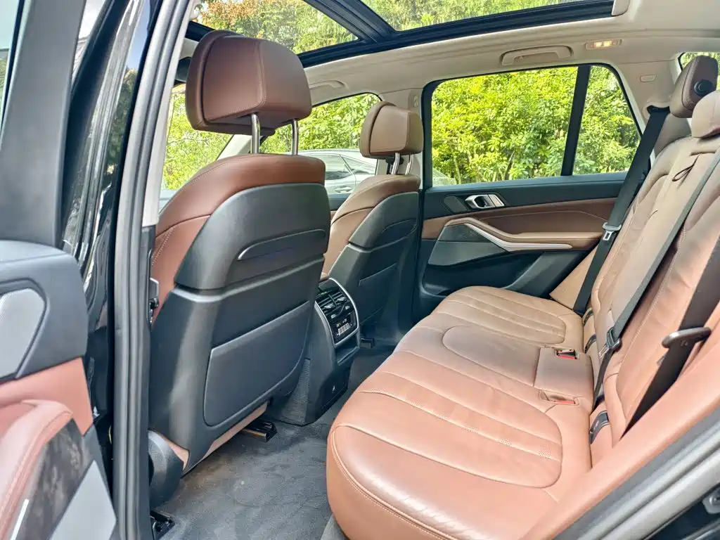 BMW X5 (Import) — миниатюра 16