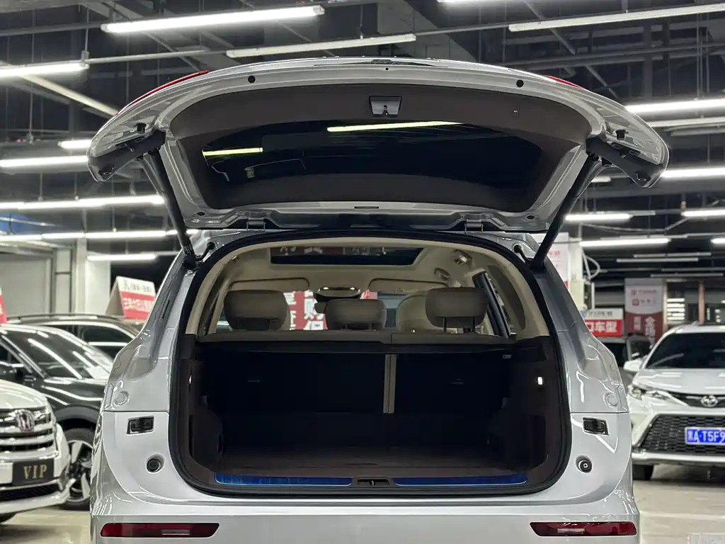 AITO ASK THE WORLD M7