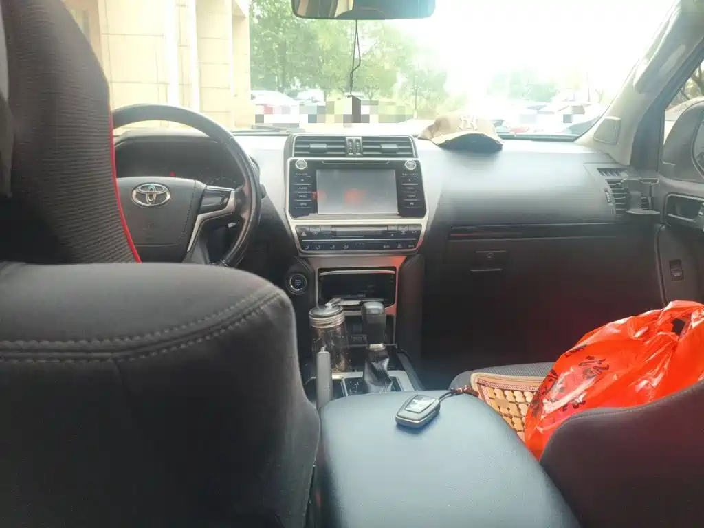 Toyota Prado — миниатюра 5
