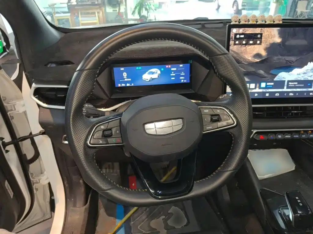 Geely Binyue — миниатюра 11
