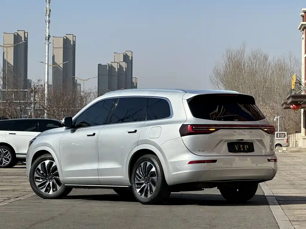 AITO ASK THE WORLD M7