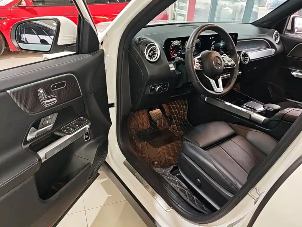 Mercedes-Benz EQB — миниатюра 16