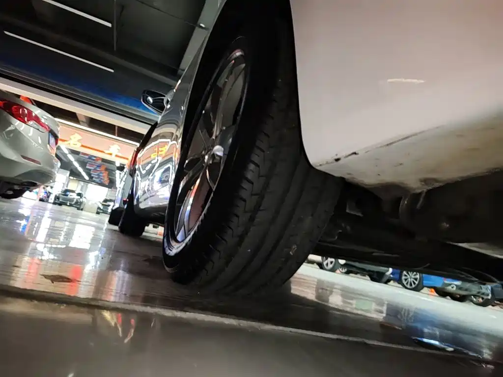 Geely Emgrand GL — миниатюра 22