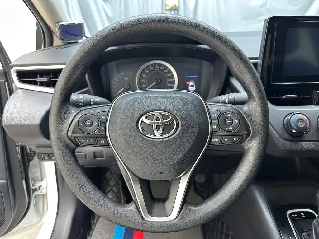 Toyota Corolla — миниатюра 7