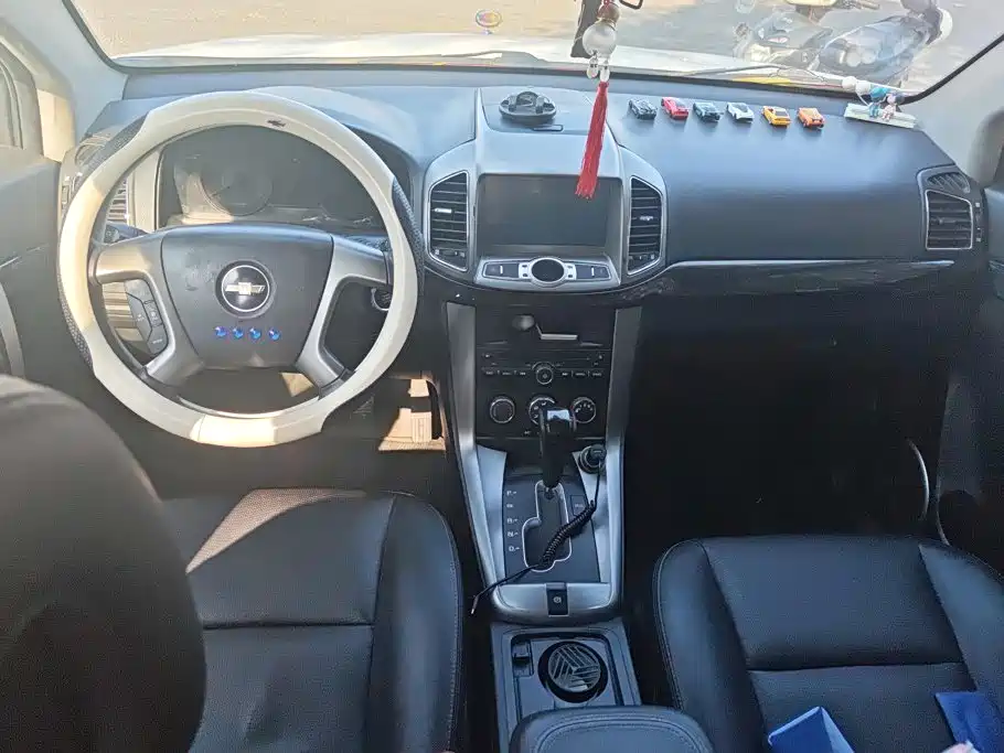 Chevrolet Captiva — миниатюра 12