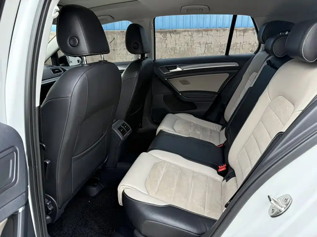Volkswagen Golf — миниатюра 8