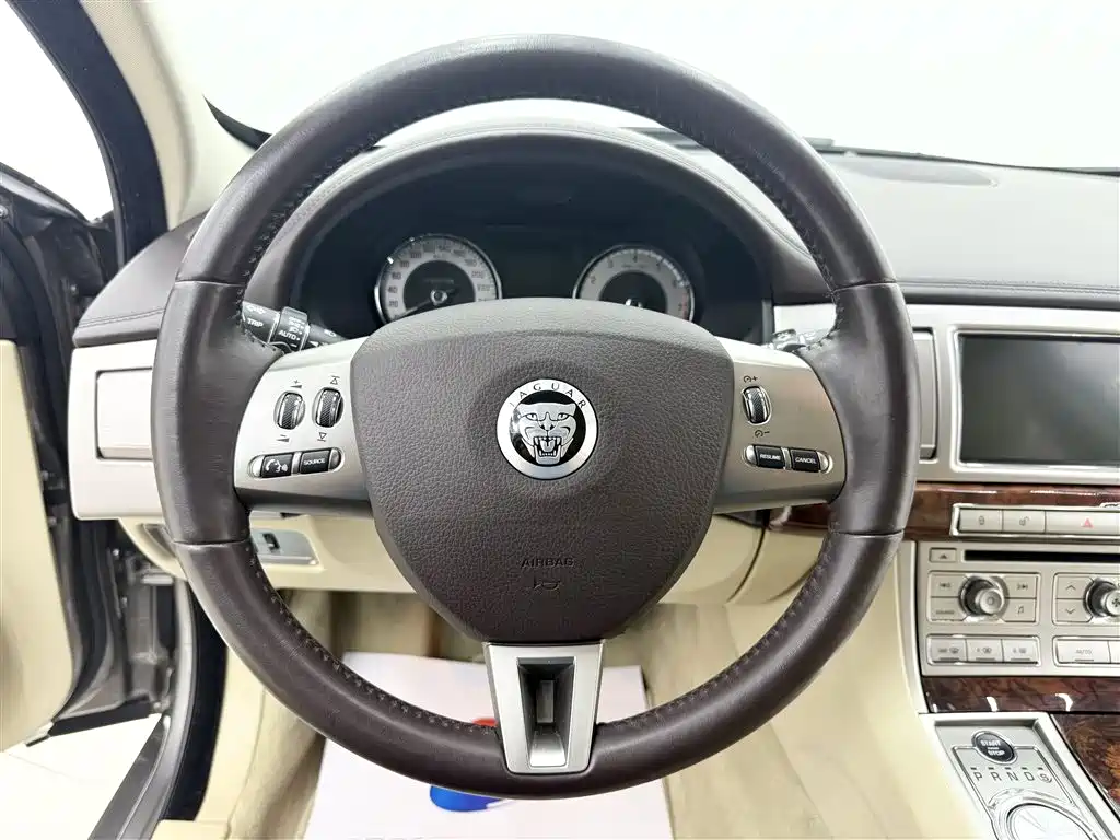 Jaguar XF 2008 XF 3.0 V6 Luxury