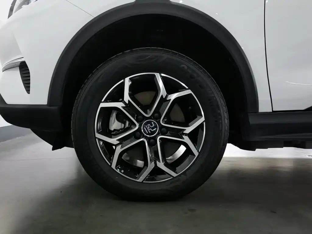 BYD Yuan Pro — миниатюра 17