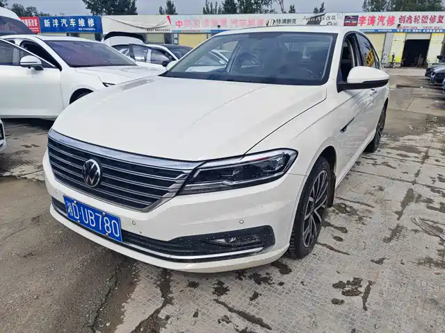 VOLKSWAGEN LAVIDA 2021