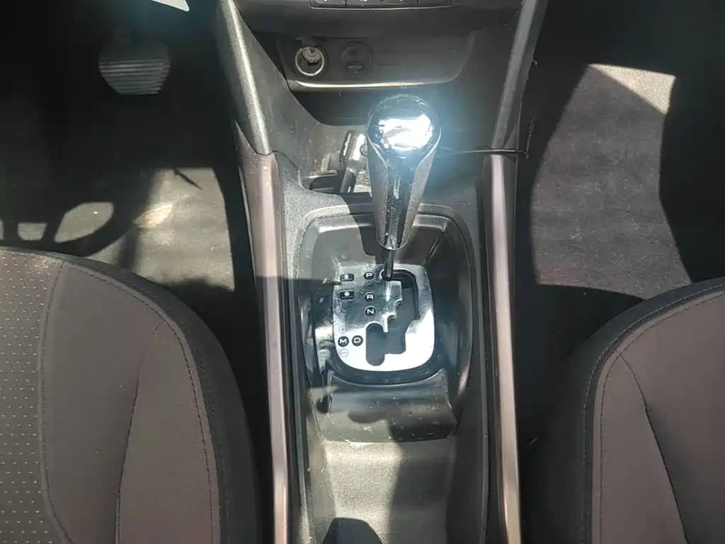 Peugeot 2008 — миниатюра 14