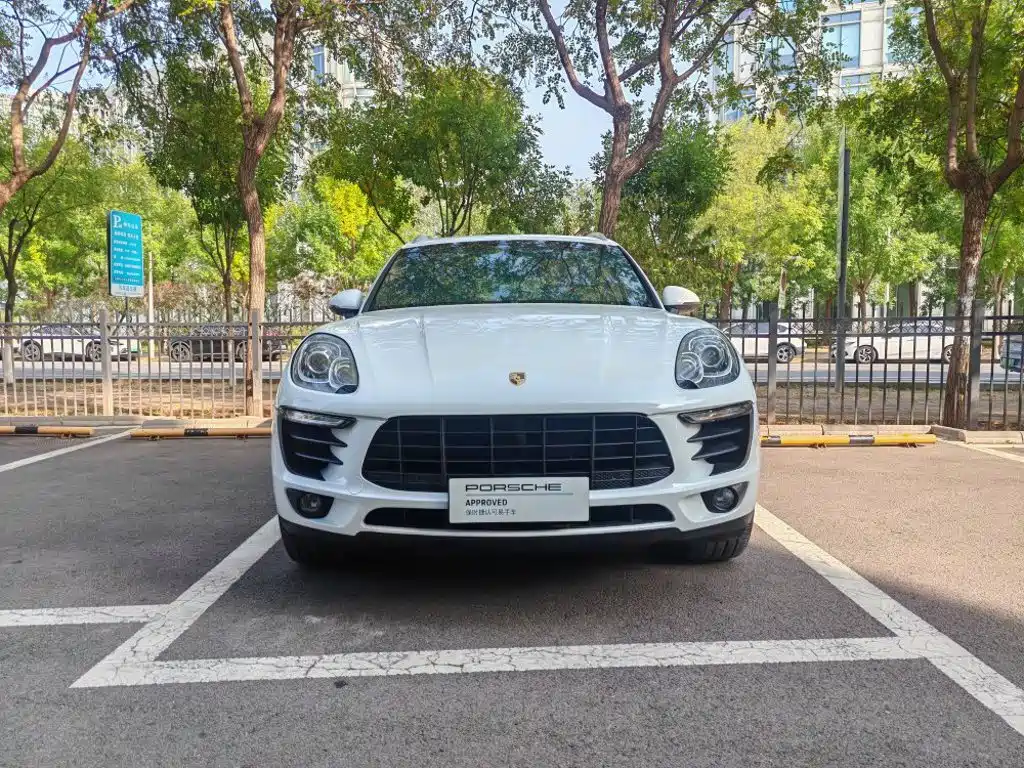 Porsche Macan — миниатюра 2