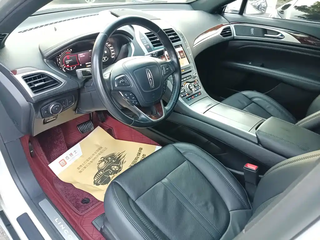 Lincoln MKZ — миниатюра 3