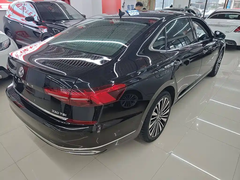 Volkswagen Passat — миниатюра 9