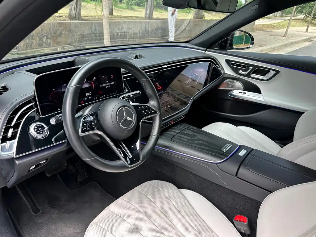 Mercedes-Benz E-Class E 2024 E 300 L Luxury