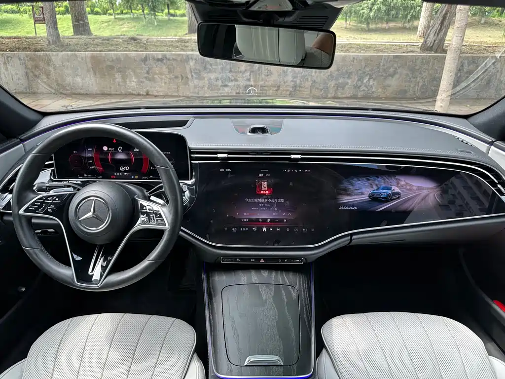 Mercedes-Benz E-Class E 2024 E 300 L Luxury