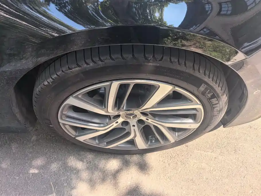 Mercedes-Benz E-Class E 2025 E 300 L Fashion