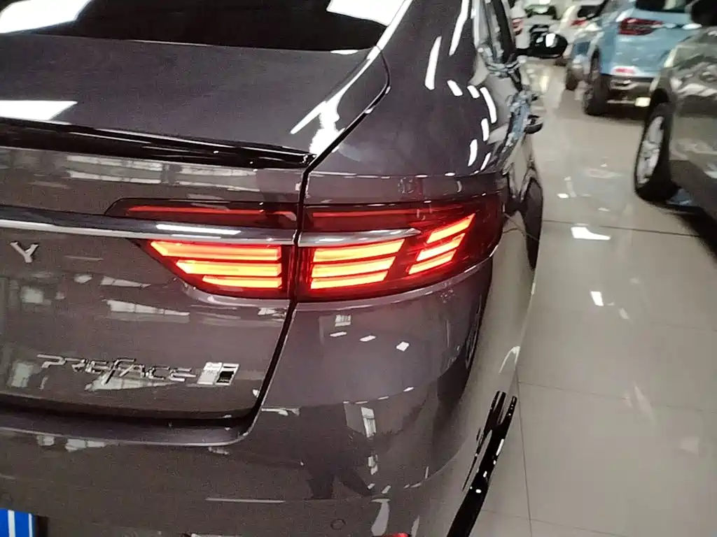Geely Preface 2026 2.0TD