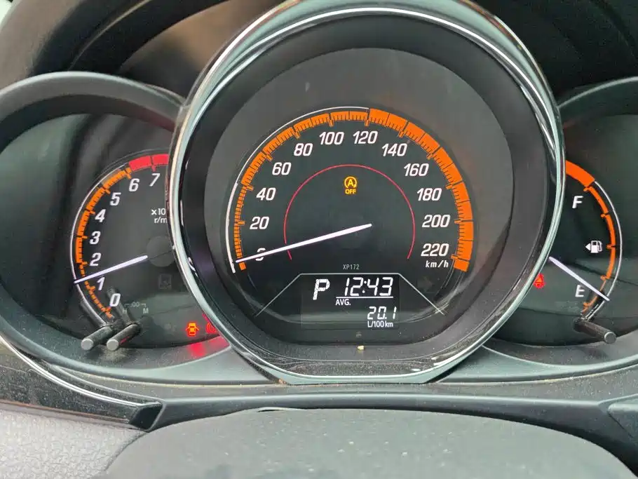 Toyota Yaris L — миниатюра 14