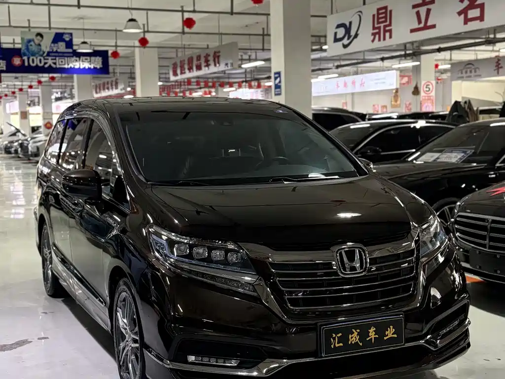 Honda Elysion — миниатюра 3