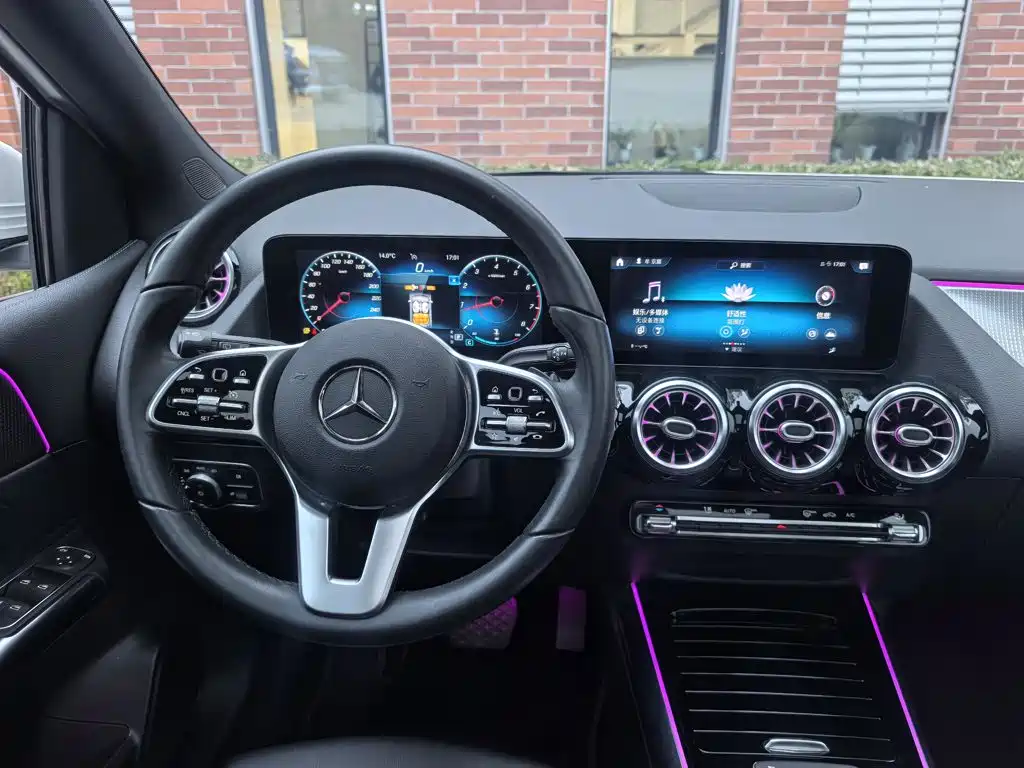 Mercedes-Benz B-Class — миниатюра 18