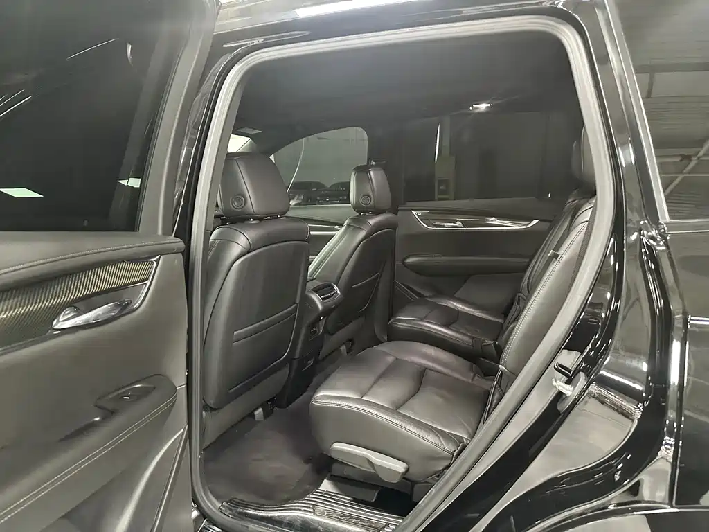 Cadillac XT6 — миниатюра 16