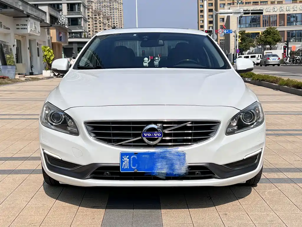 Volvo S60 2015 S60L 2.0T