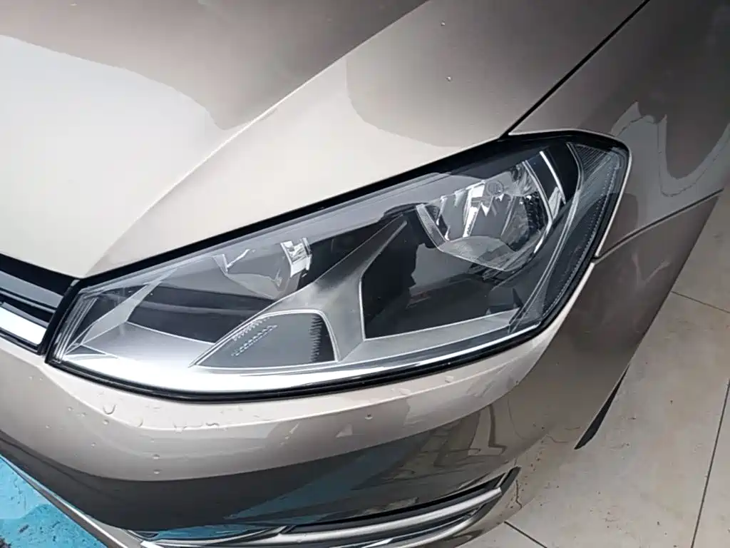 Volkswagen Golf — миниатюра 24