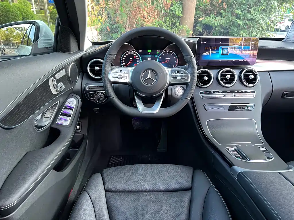 Mercedes-Benz C-Class — миниатюра 9
