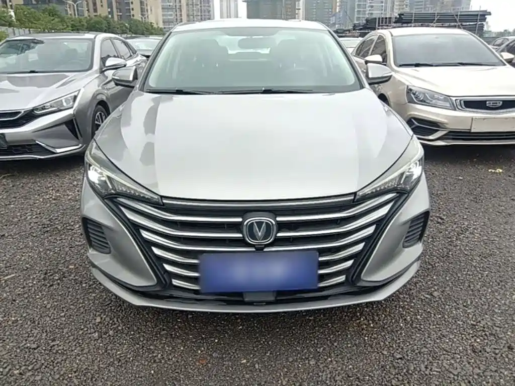 Changan Eado — миниатюра 3